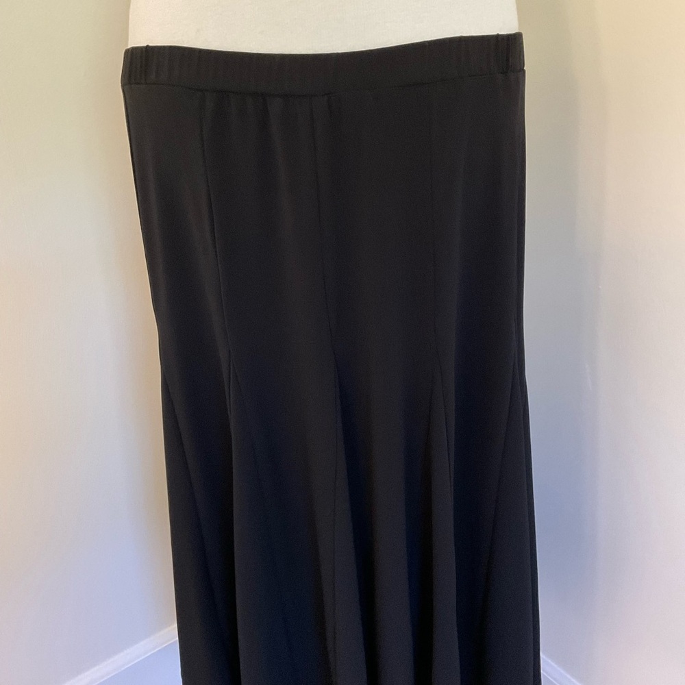 Grace Elements Classic Black Mid-Length Skirt - image 5